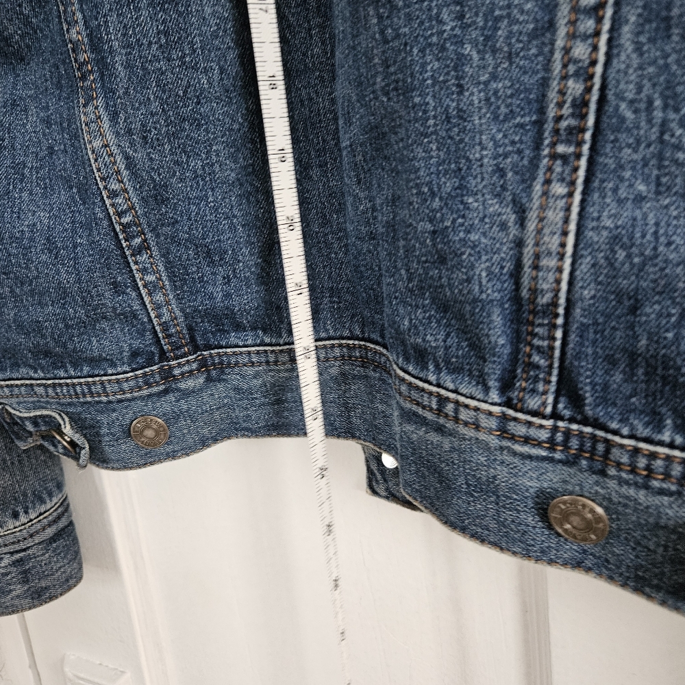 Distressed Denim Jacket Size Small - Picture 8 of 11